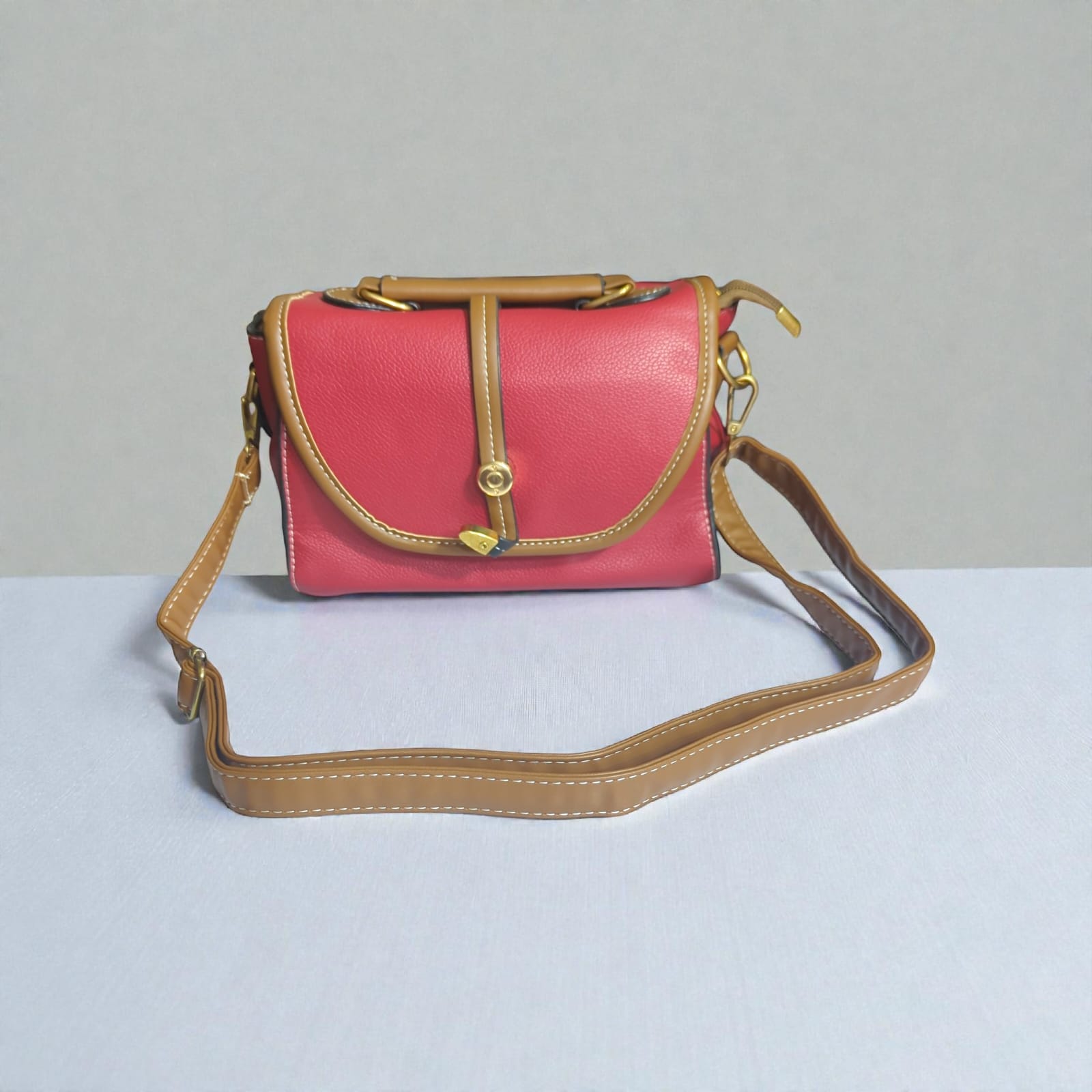 Cross Body Bag 01