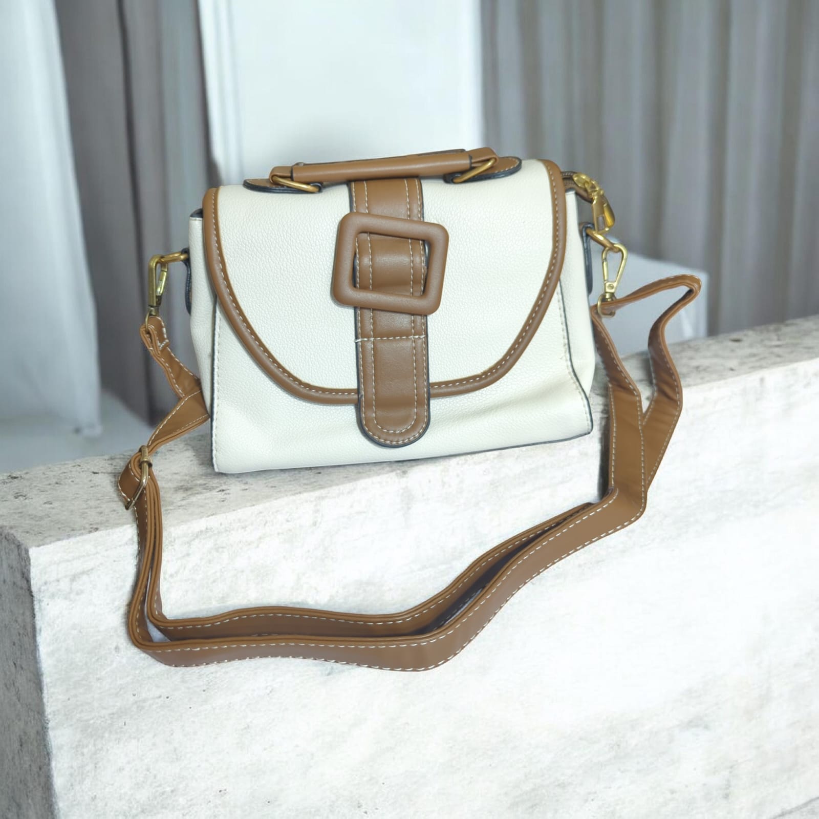 Cross Body Bag 04