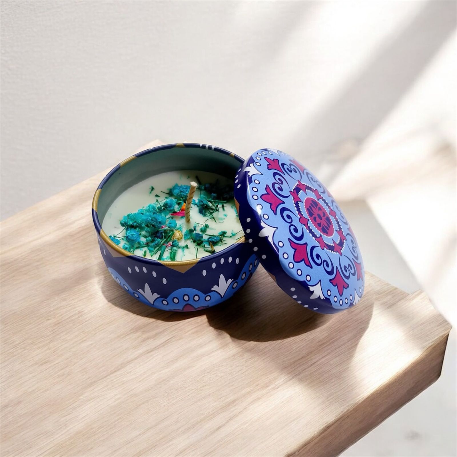 Metalic Pots Scented Candle 🕯️