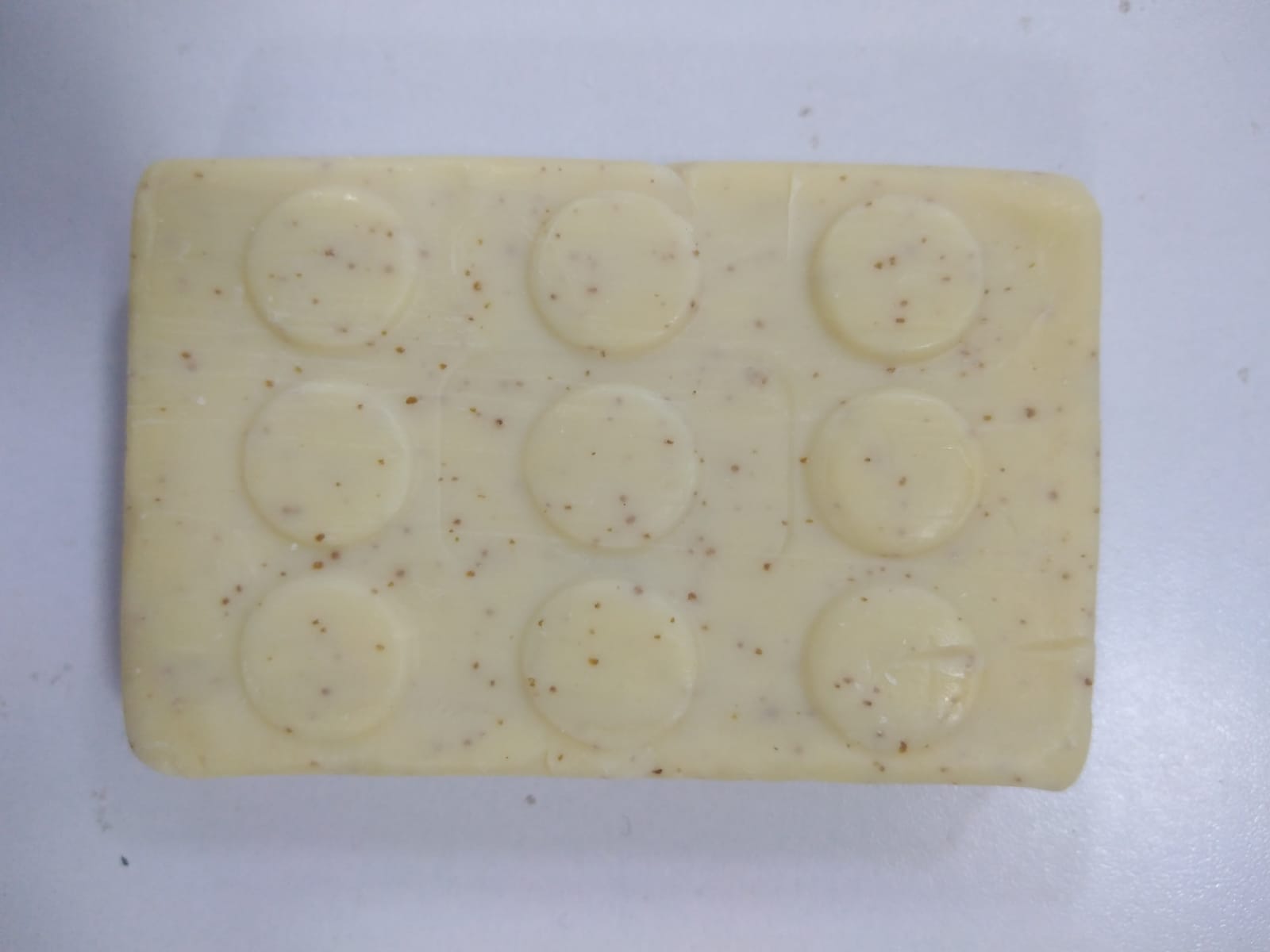FAIR TIME WHITENING SCRUB SOAP
