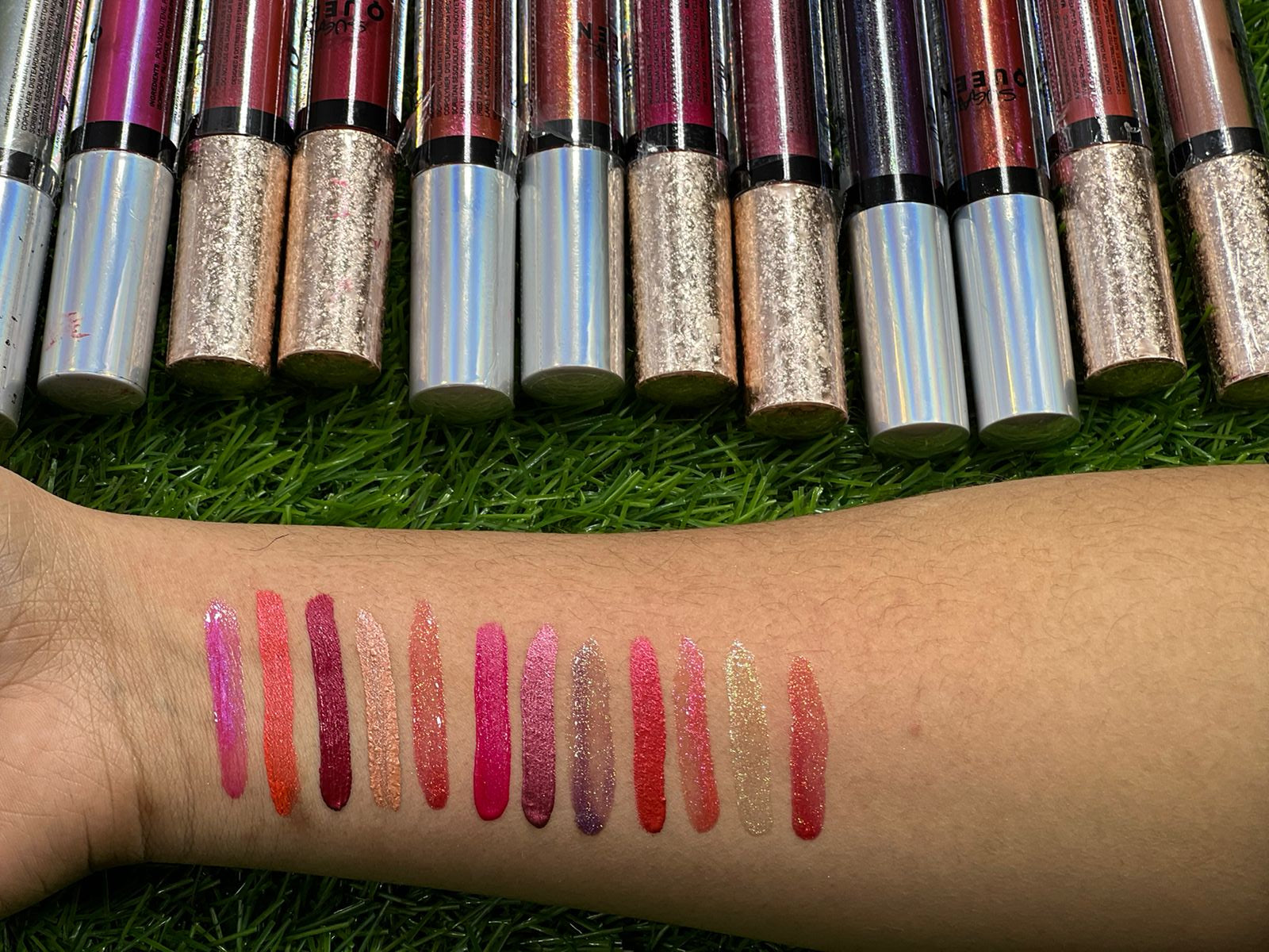 LIP GLOSS SUGAR QUEEN 12 PCS DEAL