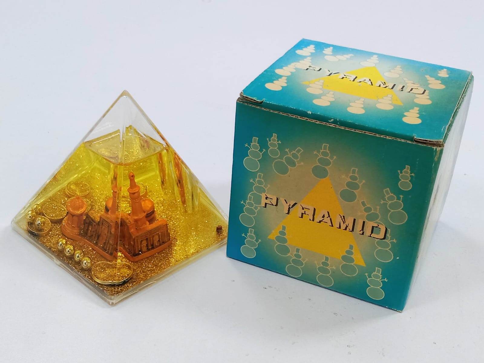 PYRAMID DECORATION PIECE