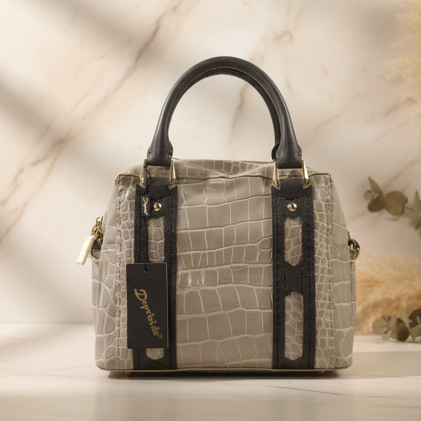 Leather Hand Bag B21
