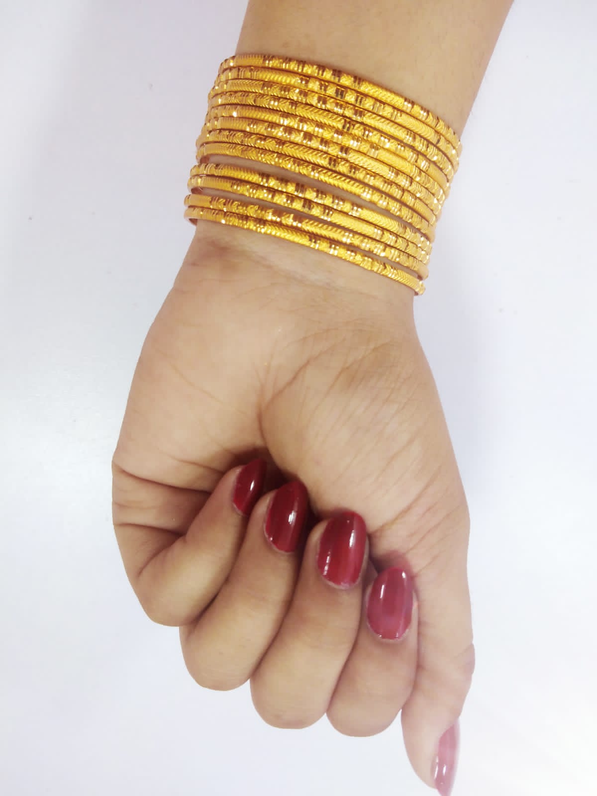 BANGLES GOLD 12 PCS