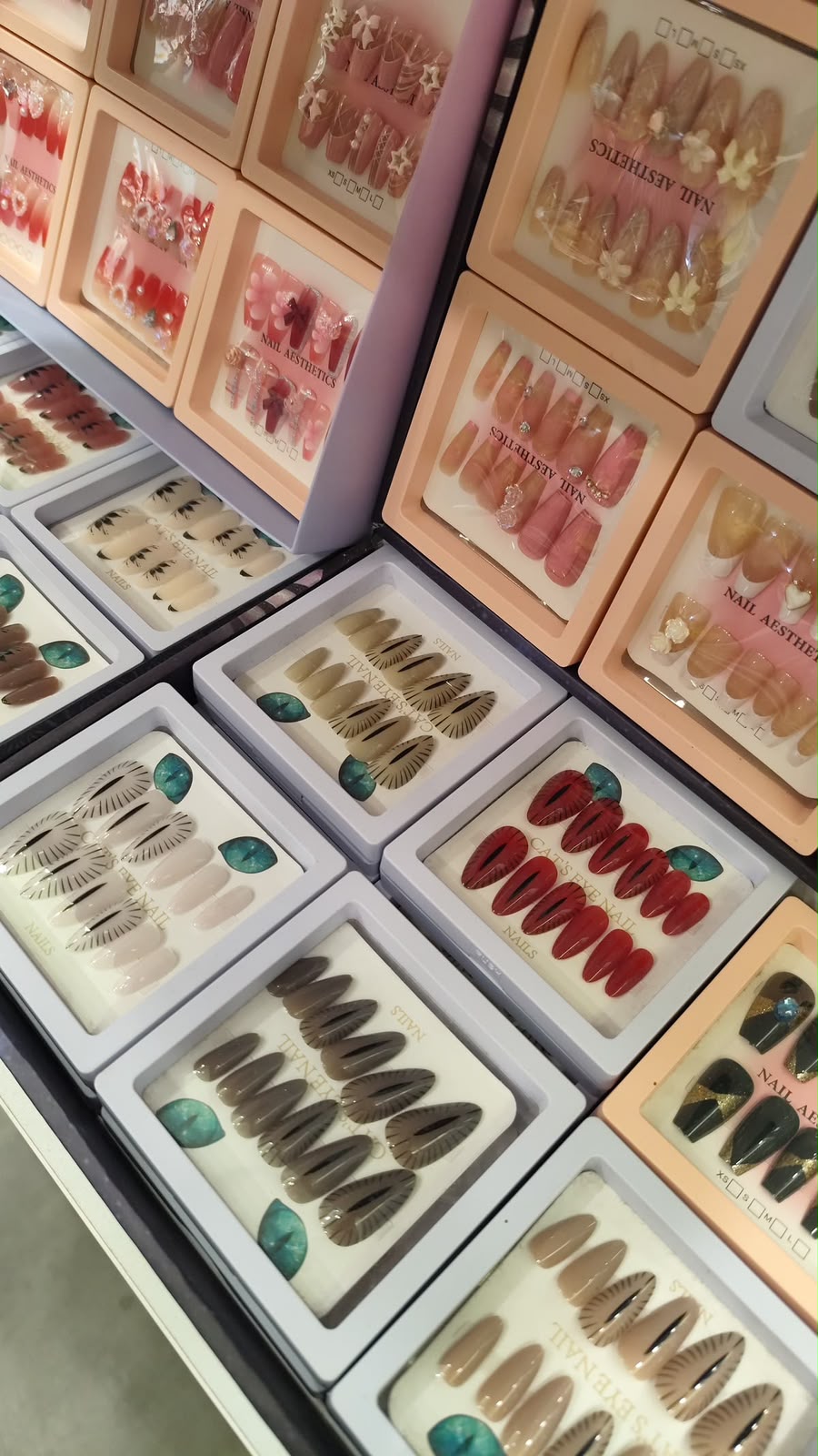 3D Press On Nails