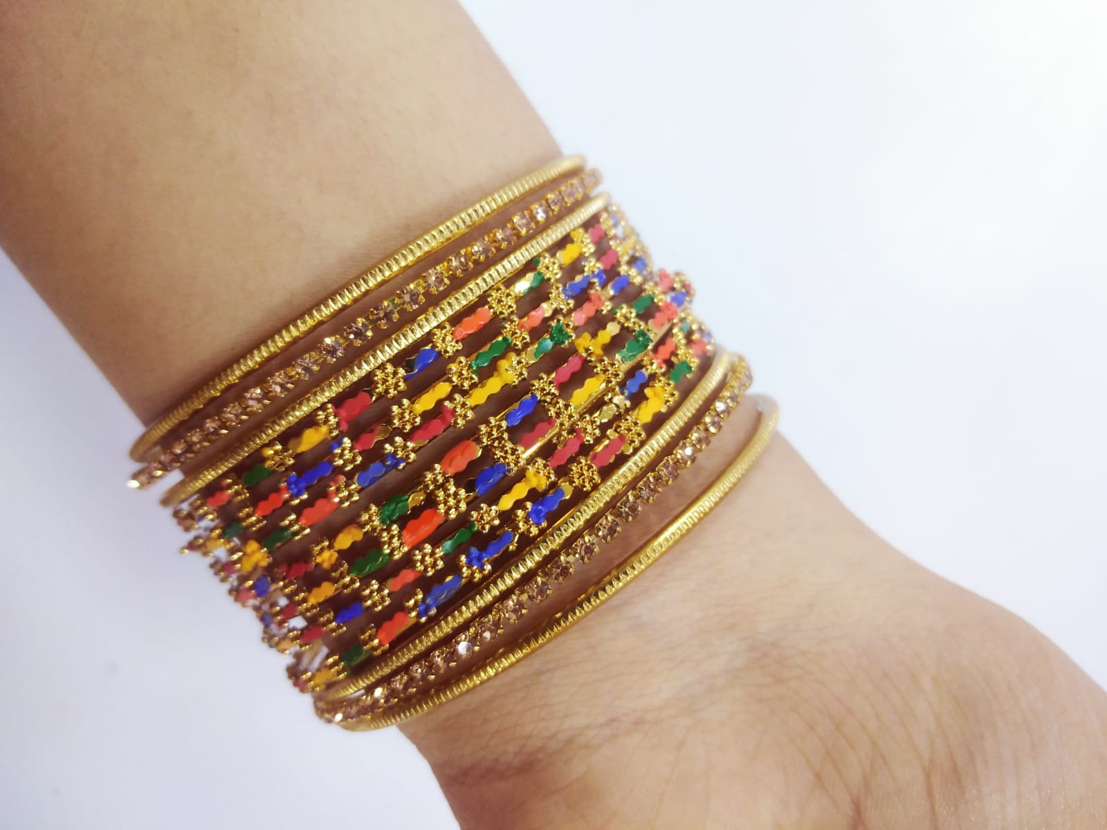 BANGLES 12 PCS