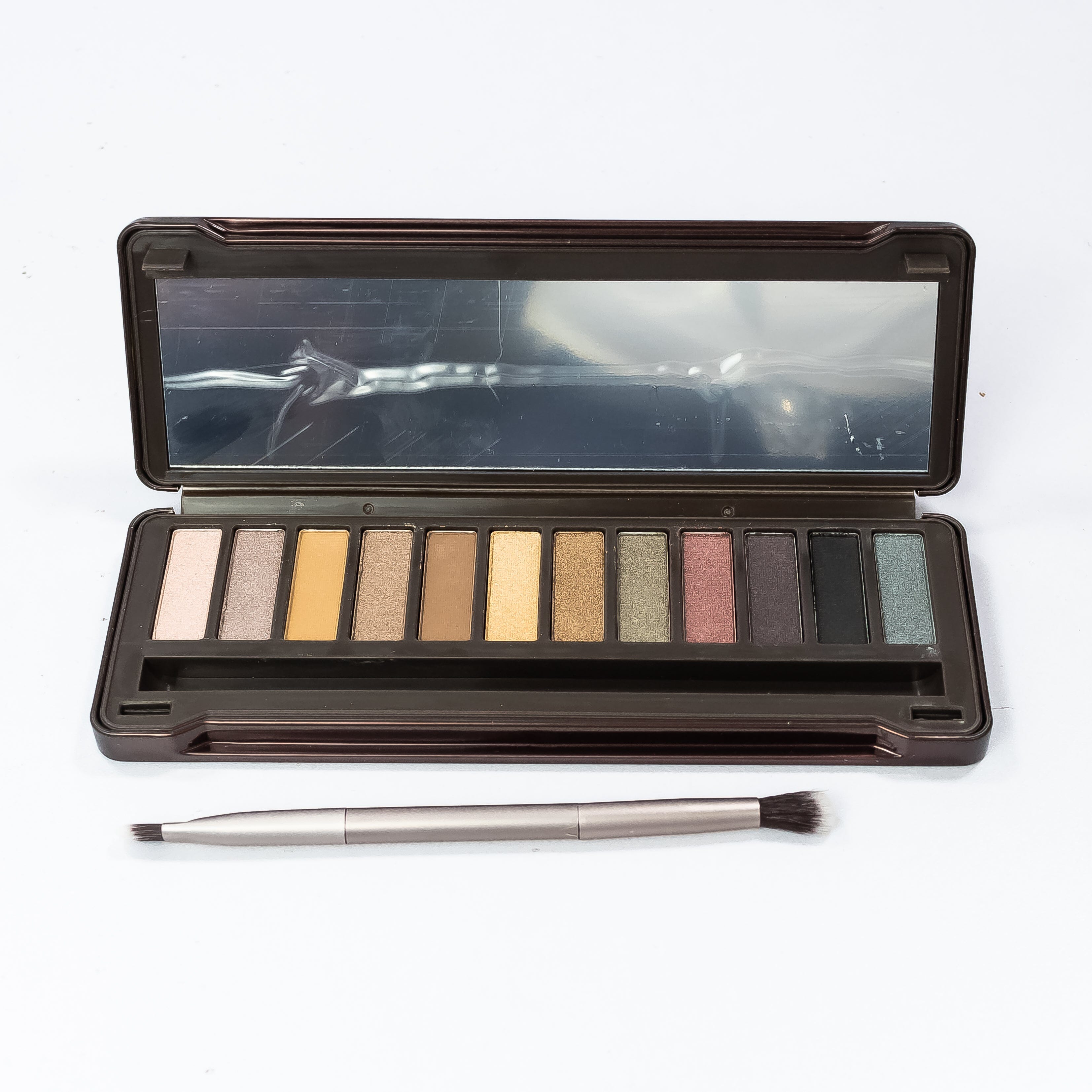 NAKED KISS CROWN EYESHADOW PALETTE Vamfy 